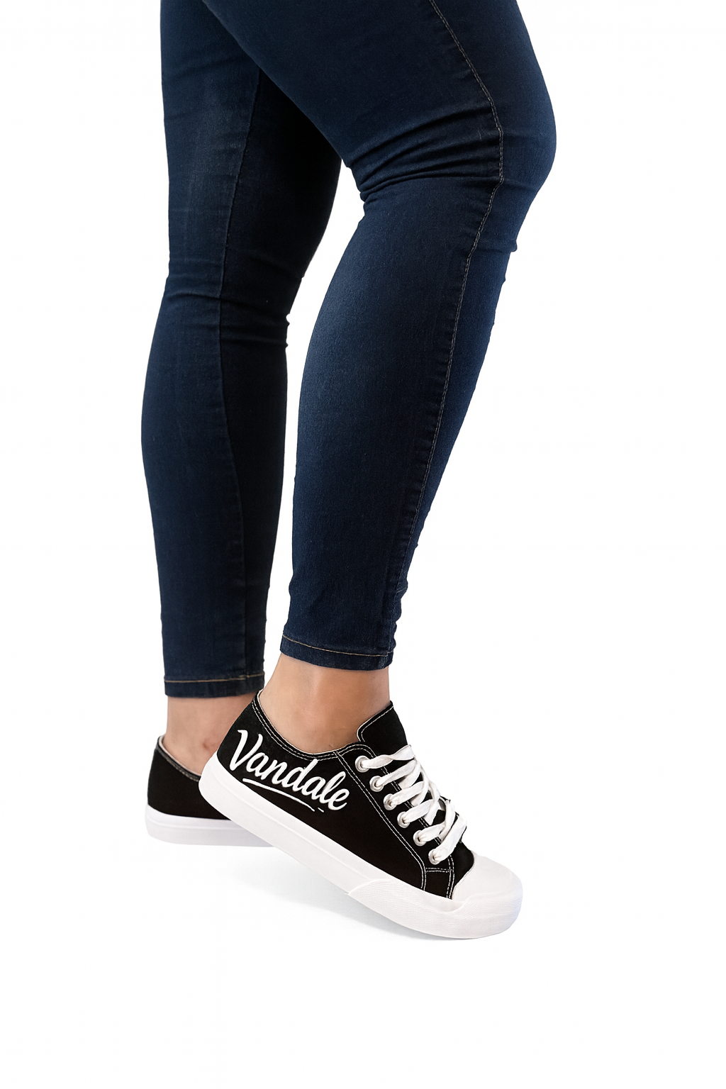 Vandale Classic -matalavartiset lenkkarit